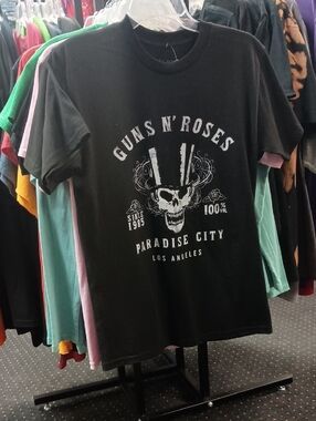 Guns N' Roses 'Paradise City' Black Graphic Tee